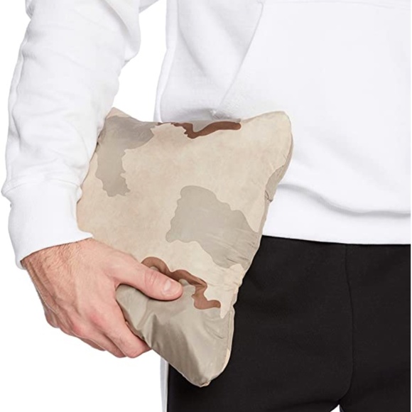 NEW - DC Command Insulated Jacket - M - Picture 4 of 16